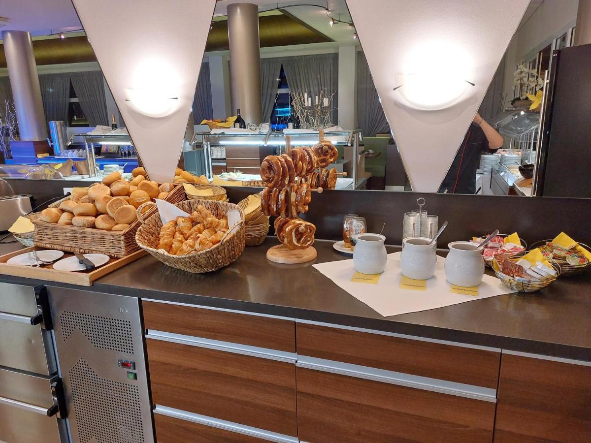 Kurhotel Pyramide Bad Windsheim Ngoại thất bức ảnh