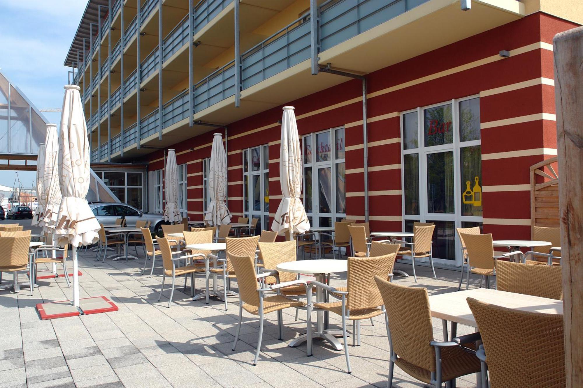 Kurhotel Pyramide Bad Windsheim Ngoại thất bức ảnh