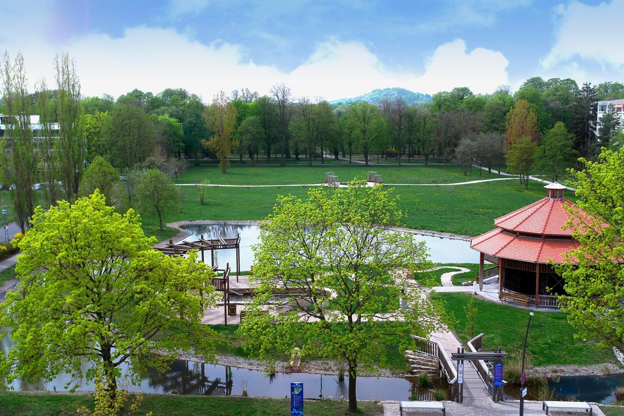 Kurhotel Pyramide Bad Windsheim Ngoại thất bức ảnh