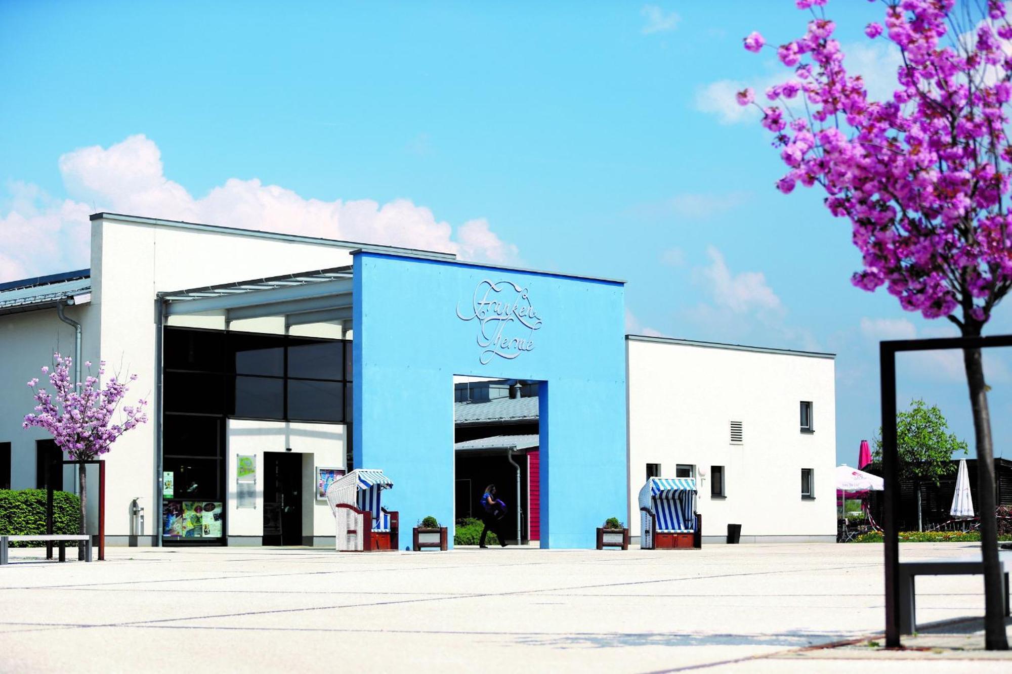 Kurhotel Pyramide Bad Windsheim Ngoại thất bức ảnh